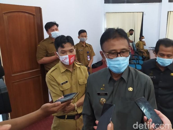 Bupati Ciamis Herdiat Sunarya