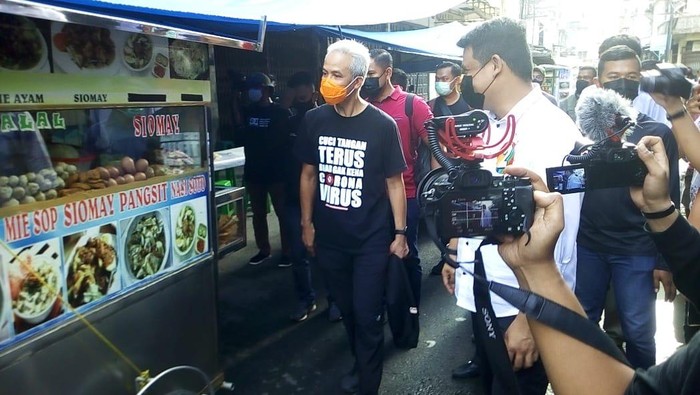 Ganjar saat ikut kampanye Bobby di Medan (Datuk-detikcom)