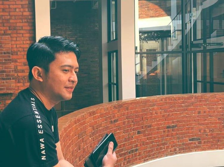 10 Potret Kiki The Potters, Saat Makan Steak hingga Sate