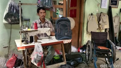Kisah Penyandang Disabilitas Perajin Tas Bertahan di Tengah Pandemi