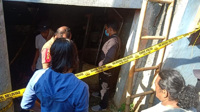 Mayat Perempuan Tanpa Identitas Ditemukan Warga di Sumur di Depok