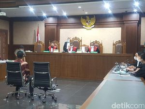 Momen Suami Pinangki Dicecar, Pengeluaran Istrinya Lebih Besar dari Gaji