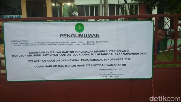 Pengadilan Negeri (PN) Blitar ditutup dua hari karena ada lima pegawai positif COVID-19. Akibatnya, puluhan jadwal sidang ditunda.