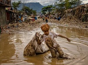 Melihat Lebih Dekat Keganasan Topan Vamco di Filipina