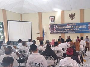5.184 Pengawas TPS Pilwali Surabaya Dilantik