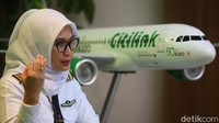 Pilot dan co pilot Citilink menjelaskan kepada detikTravel mengenai protokol kesehatan yang mereka terapkan sebelum hendak terbang. Di masa awal pandemi COVID-19, seluruh pilot dan awak kabin diwajibkan untuk melakukan rapid test ini setiap tiga hari sekali. Tapi, saat ini rapid test dilakukan setiap 14 hari sekali. Tujuannya untuk memastikan mereka dalam kondisi fit dalam bertugas.