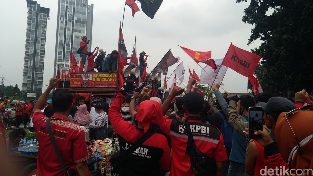 Demo di Kemdikbud, 17 November 2020. (Adhyasta Dirgantara/detikcom)