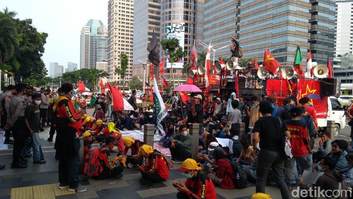 Demo di Kemendikbud