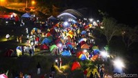 Keindahan kawasan perkebunan tersebut awalnya viral setelah Ohe Magenta, fotografer lokal mengabadikan suasana perkebunan dari atas ketinggian bukit. Hasil jepretannya kemudian dibagikan ke sosial media dan menjadi viral.