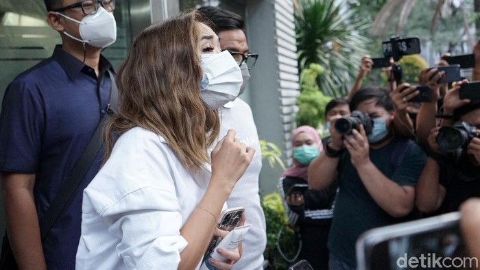 Gisella Anastasia saat ditemui di Polda Metro Jaya.