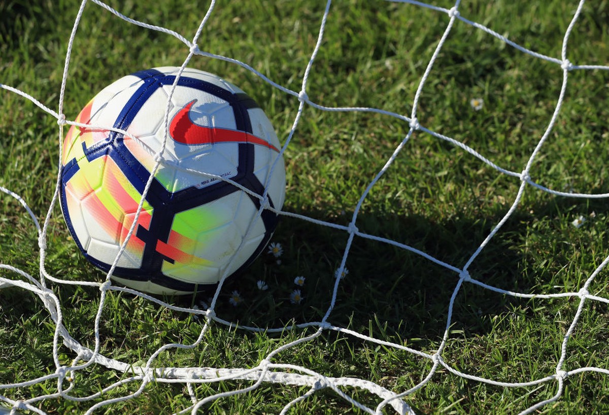 Jarang Terjadi! Ini Gol Langsung dari Kick Off (Getty Images)