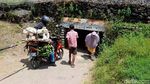 Ini Dia Terowongan Viral yang Bikin Pemotor Nunduk hingga Rebahan