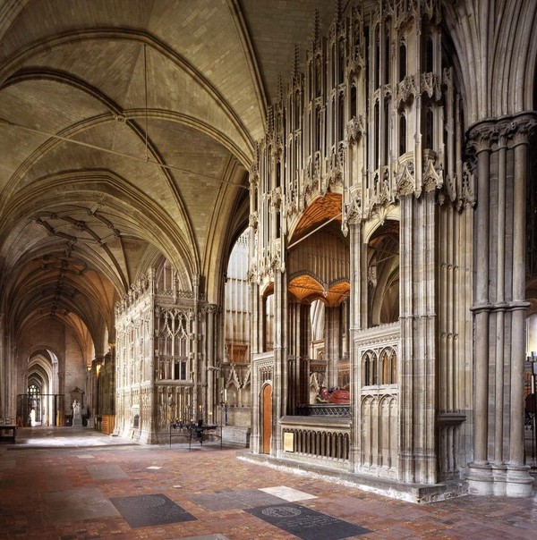 Katedral Winchester, pertama kali dibangun pada tahun 1093 sebelum didesain ulang dengan gaya Gotik yang mencolok. Fakta menarik, Katedral Winchester adalah salah satu yang terbaik di Eropa dan juga merupakan tempat peristirahatan Jane Austen. Katedral Winchester, pertama kali dibangun pada tahun 1093 sebelum didesain ulang dengan gaya Gotik yang mencolok. Fakta menarik, Katedral Winchester adalah salah satu yang terbaik di Eropa dan juga merupakan tempat peristirahatan Jane Austen.