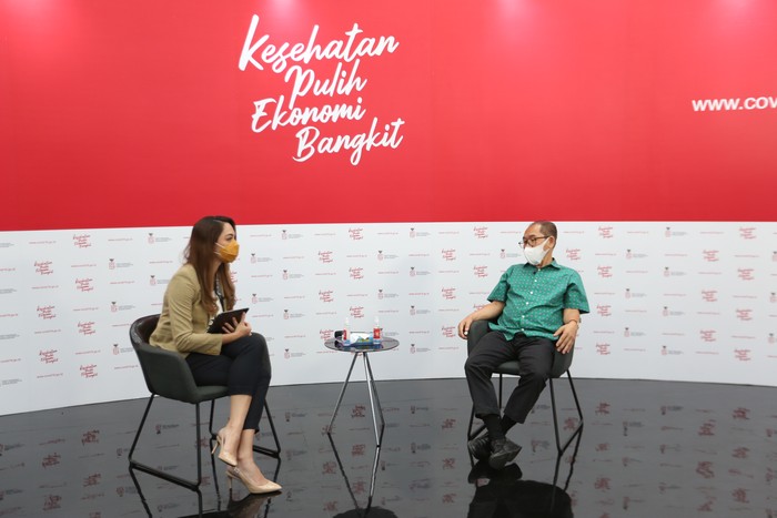 KPCPEN dr. I Nyoman Kandun, MPH (Direktur Field Epidemiology Training Program (FETP) menajdi pembicara dalam dialog bertema belajar dari sukses vaksin polio di Jakarta, Selasa, 17 November 2020.