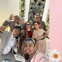 Penampilan Nagita Slavina di acara pernikahan Sule dan Natalie Holscher sempat mencuri perhatian. Foto: instagram.com/@raffinagita1717