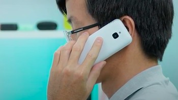 Itulah alasan feature phone Nokia masih konsisten dijual termasuk dengan menjual nostalgia. Foto: YouTube