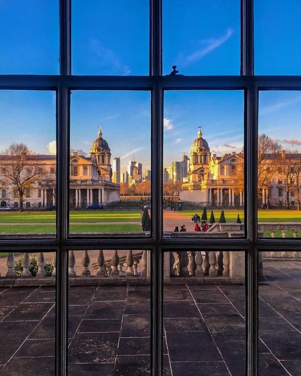 Old Royal Naval College di Greenwich, London Timur yang berada di samping Sungai Thames di Greenwich. Old Royal Naval College di Greenwich, London Timur yang berada di samping Sungai Thames di Greenwich.