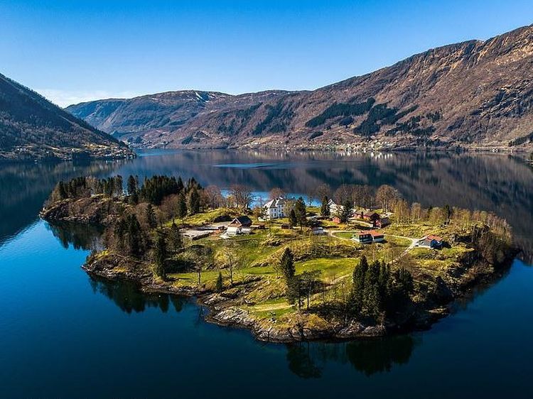 Foto: Pulau Setan Dijual Rp 46 Miliar