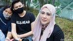 Rey Utami Dulu Tampil Seksi: Itu Masa Jahiliyah