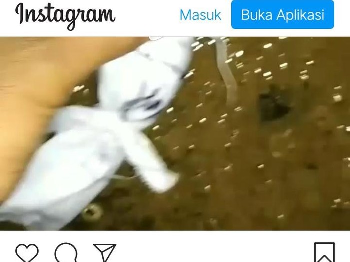 Video penemuan pocong berisi kembang hingga foto wanita di Pantai Jepara