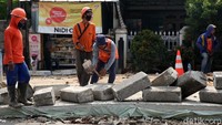 Hari ini ruas yang diperbaiki adalah arah ke Bulakkapal, Bekasi Timur. 