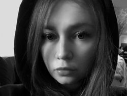 Sosok Anna yang Pura-pura Sosialita, Sampai Jadi Series Netflix