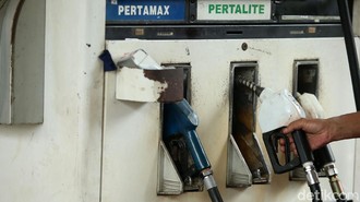 Heboh Mobil 1.400 cc ke Atas Bakal Dilarang Isi Pertalite, Ternyata Hoax!