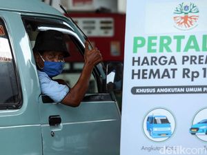 Cek Spanduk di SPBU, Pertalite Harga Premium Hadir di Tangerang