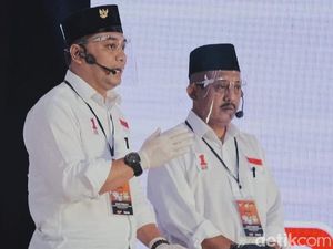 Eri-Armuji Tutup Debat dengan Berdoa dan Janji Selesaikan Masalah Surat Ijo