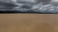Diketahui, banjir merendam lahan persawahan milik warga di Desa Nusadadi, Sumpiuh, Banyumas, Jateng, Rabu (18/11/2020). Cuaca ekstrim dengan curah hujan yang tinggi selama dua hari terakhir di wilayah selatan jateng, memicu bencana longsor, tanah bergerak, banjir bandang, dan banjir pada sejumlah wilayah yang tersebar pada beberapa lokasi di Kabupaten Banyumas, Cilacap, dan Kebumen.