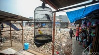 Pedagang dan warga pun berharap agar pasar tersebut segera rampung, pasalnya pandemi corona membuat mereka kian kesulitan dalam mencari pendapatan.