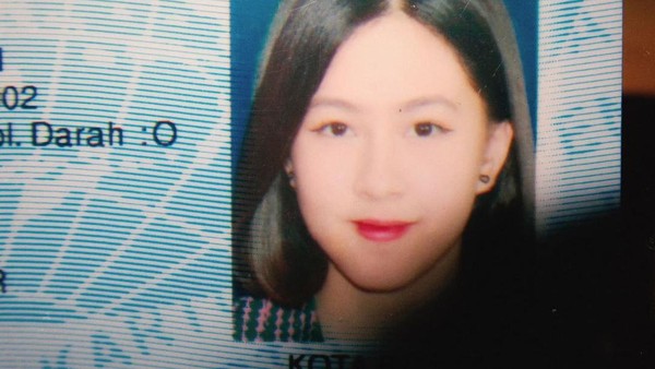Deretan Foto KTP Artis, Ada yang Cantik Banget sampai Sulit Dikenali