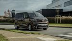 Wujud Mobil Listrik Toyota dengan Pintu Geser