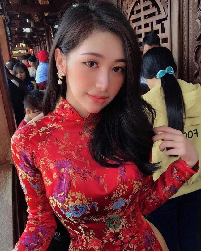 Tak disangka, ajakan untuk putus itu langsung diiyakan oleh sang pacar. Nguyen pun bertambah sedih dan semakin membenci dirinya hingga akhirnya memutuskan untuk melakukan operasi plastik. Foto: Nguyen Tuong Vy via Oddity Central