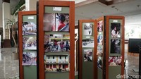 Foto-foto ini akan dilelang, kemudian uangnya akan disumbangkan kepada panti asuhan dan masyarakat yang terkena dampak pandemi. (Siti Fatimah/detikcom)