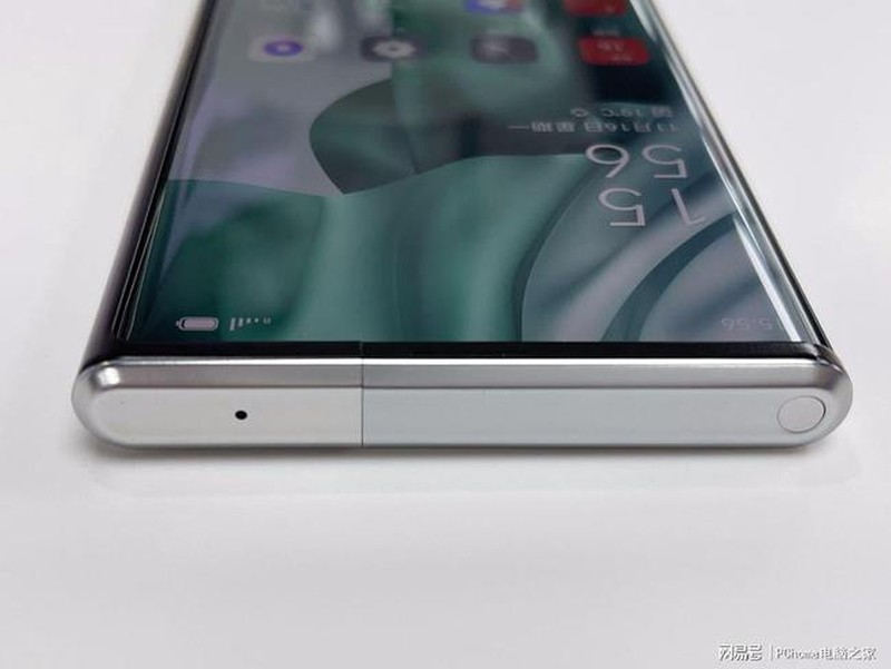 Ponsel Layar Gulung Oppo