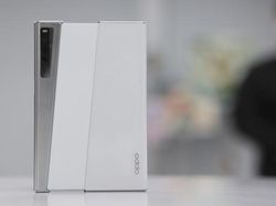 Keren Abis! Ini Ponsel Layar Gulung Buatan Oppo