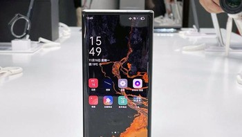 Inilah Oppo X 2021 sebelum direntangkan. Foto: Sohu IT  