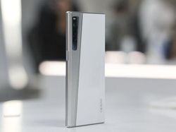 Keren Abis! Ini Ponsel Layar Gulung Buatan Oppo