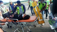 Menurut Corporate Communications Strategic of Lion Air, Danang Mandala Prihantoro, si ibu bernama Anastasia Geavani melahirkan di udara pada Selasa (17/11/2020) dalam penerbangan nomor JT-797 rute dari Bandar Udara Internasional Sentai, Jayapura, Papua (DJJ) tujuan Makassar melalui Bandar Udara Internasional Sultan Hasanuddin di Maros, Sulawesi Selatan (UPG). Anastasia memiliki tiket perjalanan Merauke-Jayapura-Makassar-Jakarta. (dok. Lion Air)
