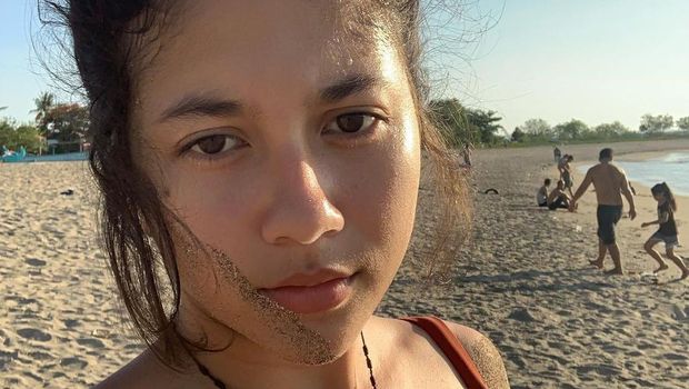 Potret Sitha Marino yang Kini Pacaran dengan Bastian Steel