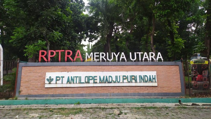 RPTRA Meruya Utara tempat pelaku mencabuli bocah.