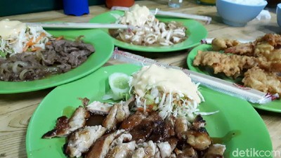 Makanan Jepang di Warung Kaki Lima Depok Ini Terkenal Enak dan Murah