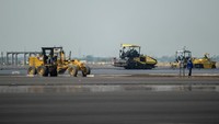 Saat ini, pembangunan Pelabuhan Patimban sudah masuk tahap finalisasi tahap 1 yaitu penyelesaian Terminal Peti Kemas seluas 35 hektar dengan kapasitas 250.000 TEUs dan Terminal Kendaraan seluas 25 hektar dengan kapasitas 218.000 CBU.