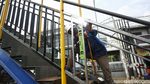 Untuk Keselamatan Pejalan Kaki, JPO Dibangun di Kranji Bekasi