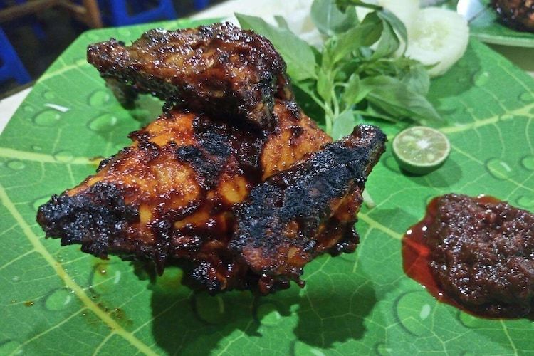 5 Kuliner Enak di Dekat Universitas Indonesia, Wajib Coba!