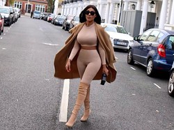 Selebgram Ini Habiskan Rp 8 M untuk Mirip Kim K, Sering Dimintai Foto Bareng