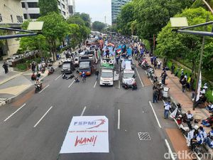 Kecewa UMK 2021 di Jatim, Buruh Ancam Kembali Turun ke Jalan