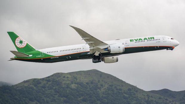 This image is of an Eva Air Boeing 787-10 departing out of Hong Kong international airport. EVA Air Corporations, of which 