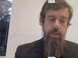 Jenggot Lebat Pendiri Twitter Bikin Kaget